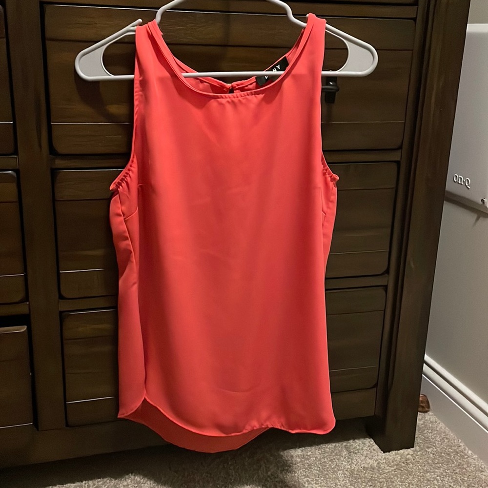 Tank top that can be dressed up or dressed down